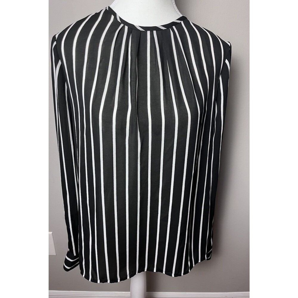 WHBM WHITE HOUSE BLACK MARKET Black White SIZE 8 STRIPE Button Long Sleeve b26